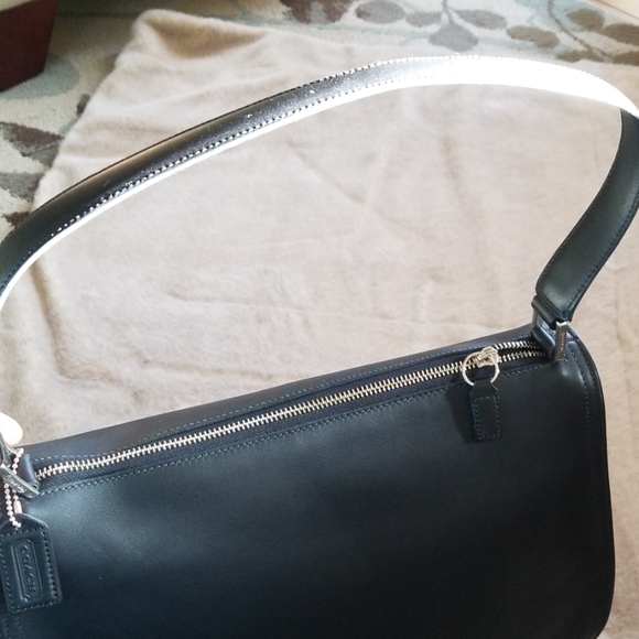 New large COACH black leather shoulder bag - Picture 5 of 6